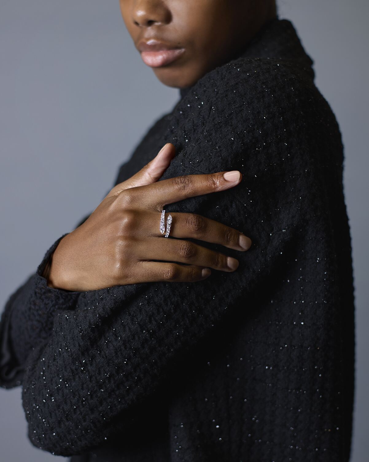 Bucherer Fine Jewellery_Classics Diamonds Twist-Ring-Mood1_(c) Bucherer Fine Jewellery