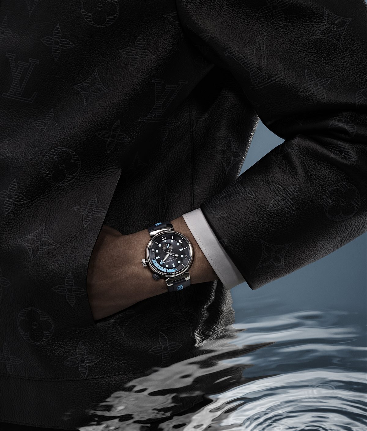 LouisVuitton_Tambour Street Diver (3)