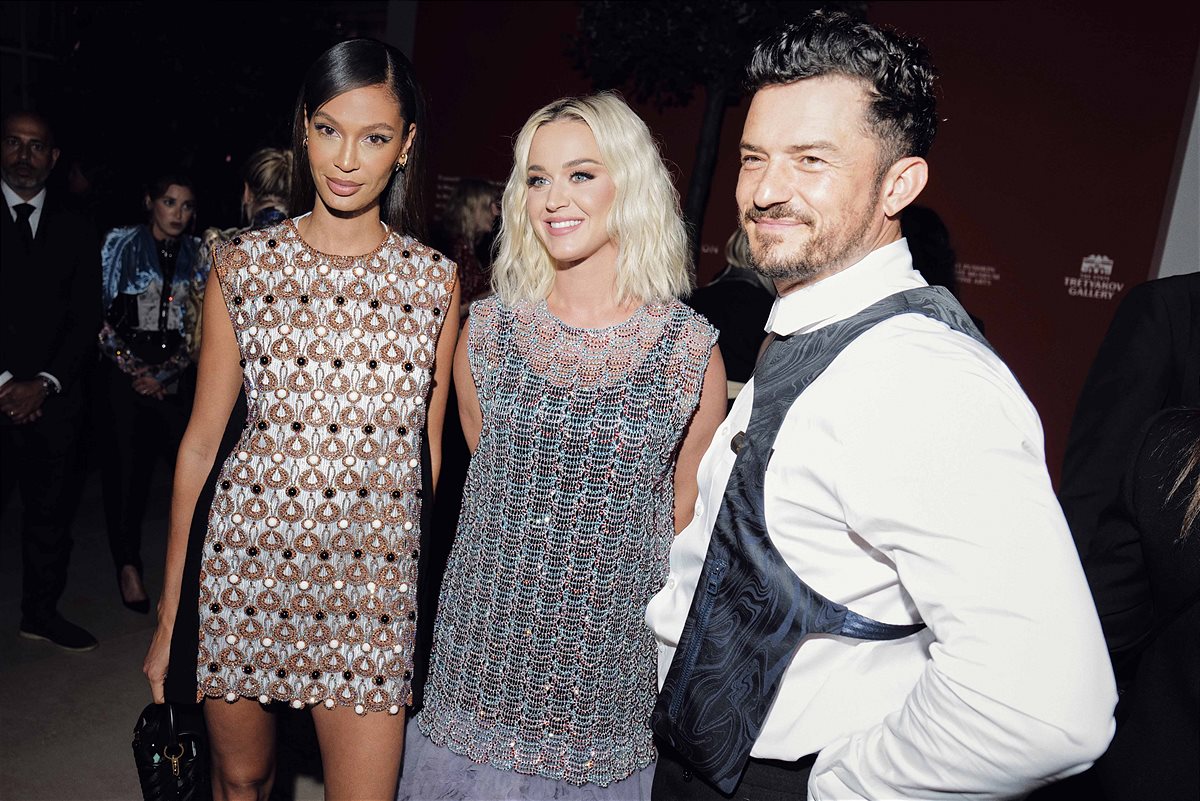 JOAN SMALLS, KATY PERRY, ORLANDO BLOOM