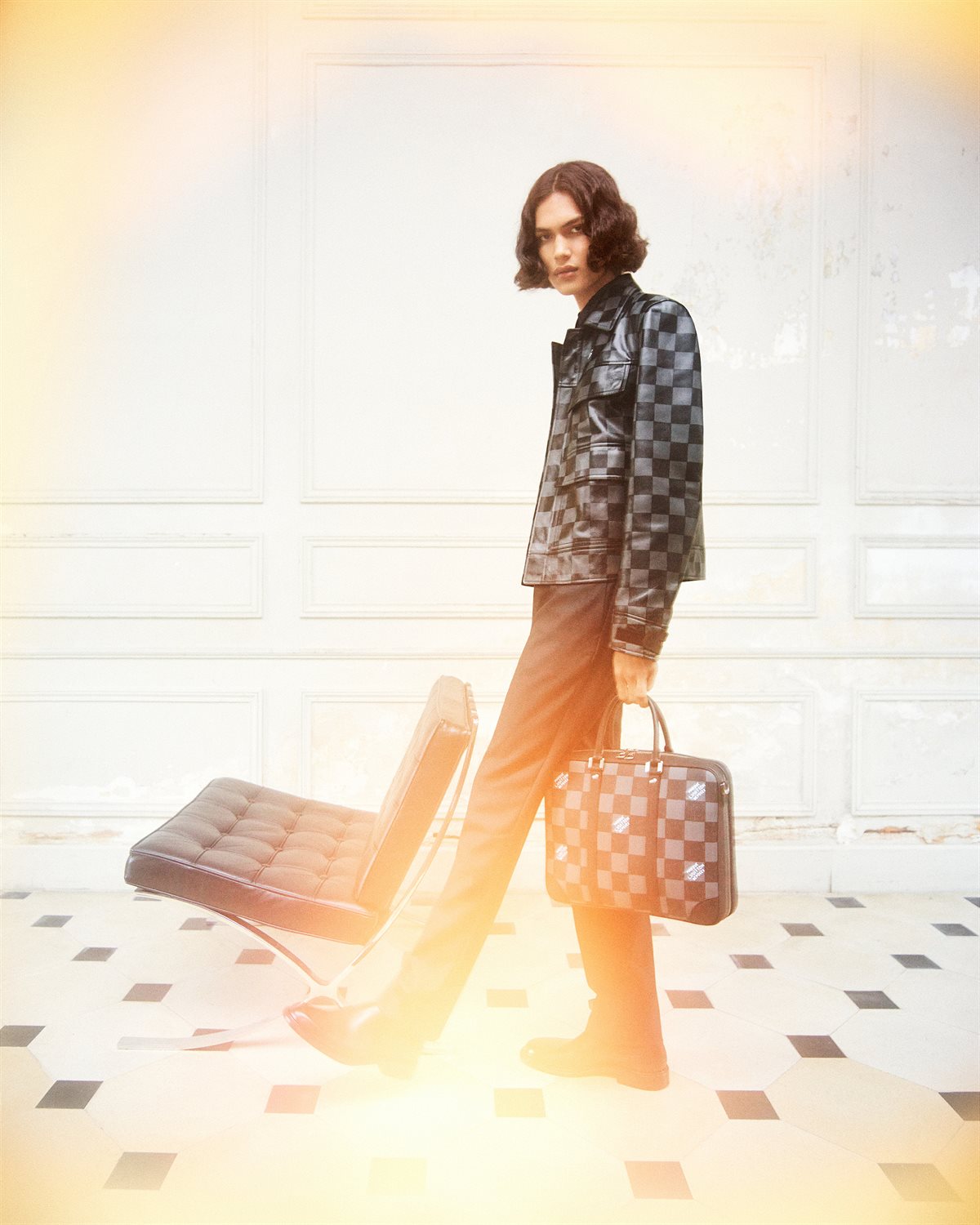 LOUIS VUITTON FALL 2021 MENS COLLECTION LIFESTYLE (10)