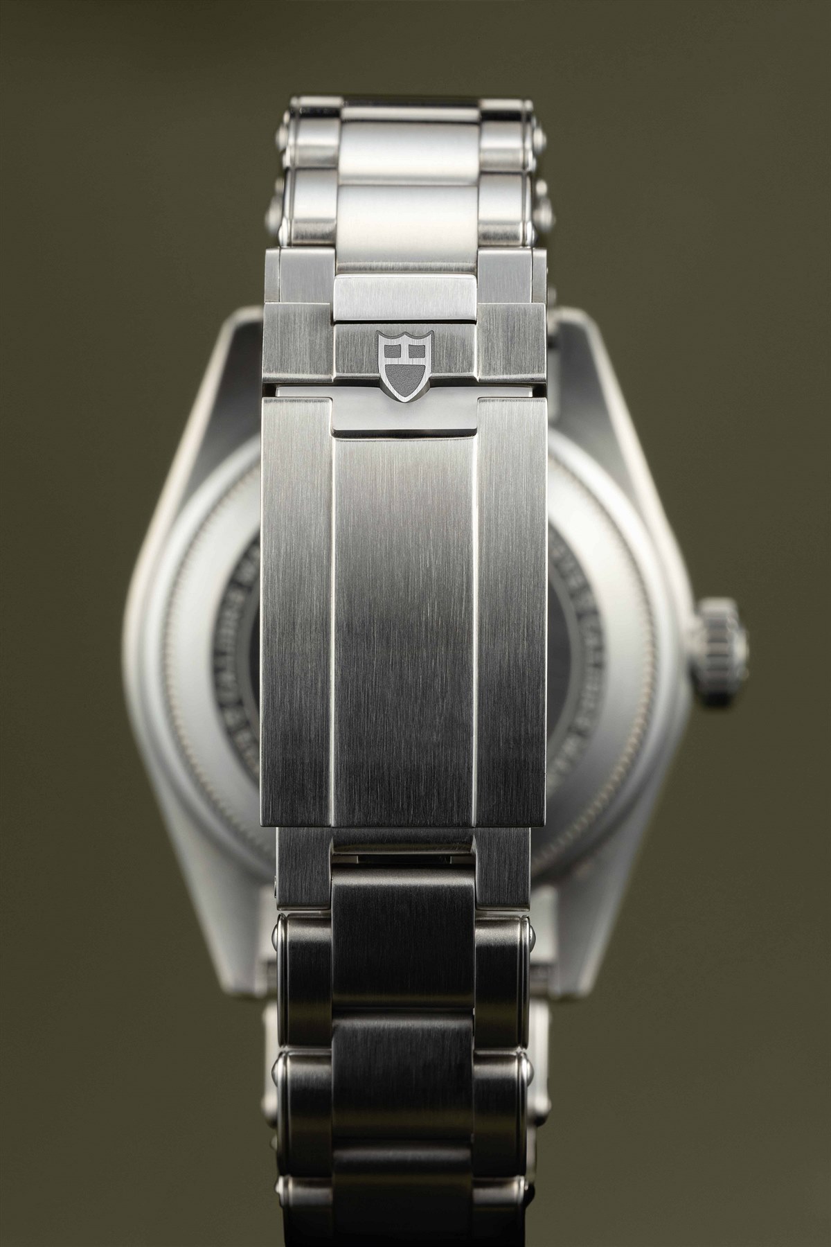 TUDOR_Black Bay PRO_Sujet (5)