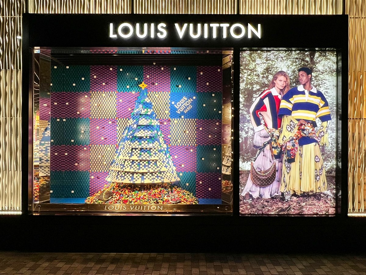Louis Vuitton Windows in Kooperation mit LEGO®