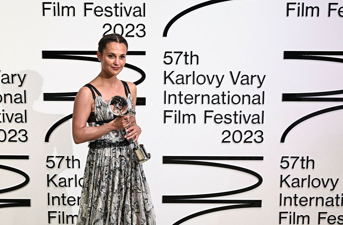 Louis Vuitton_Karlovy Vary Filmfestival 2023_Alicia Vikander (2)