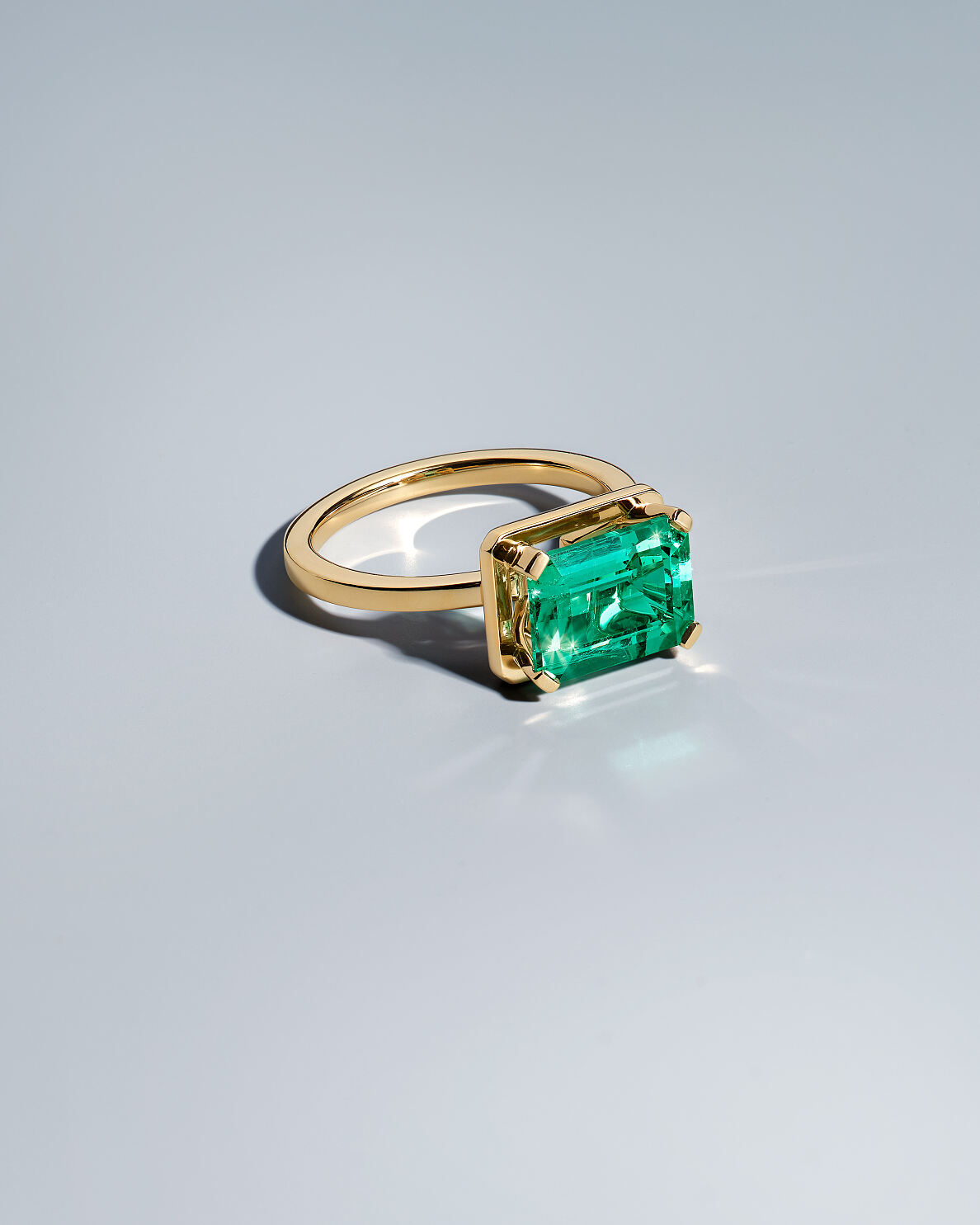 Bucherer Fine Jewellery_Green Path_Ring_Mood