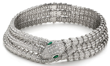 High Jewelry Serpenti Necklace in white gold set with 2 pear brilliant cut emeralds (0,87 ct), and pavé-set diamonds (62,25 ct)