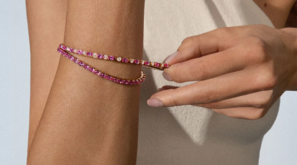 Bucherer Fine Jewellery_Stretchies-Shot-03-0149_Imagebild_(c) Bucherer Fine Jewellery