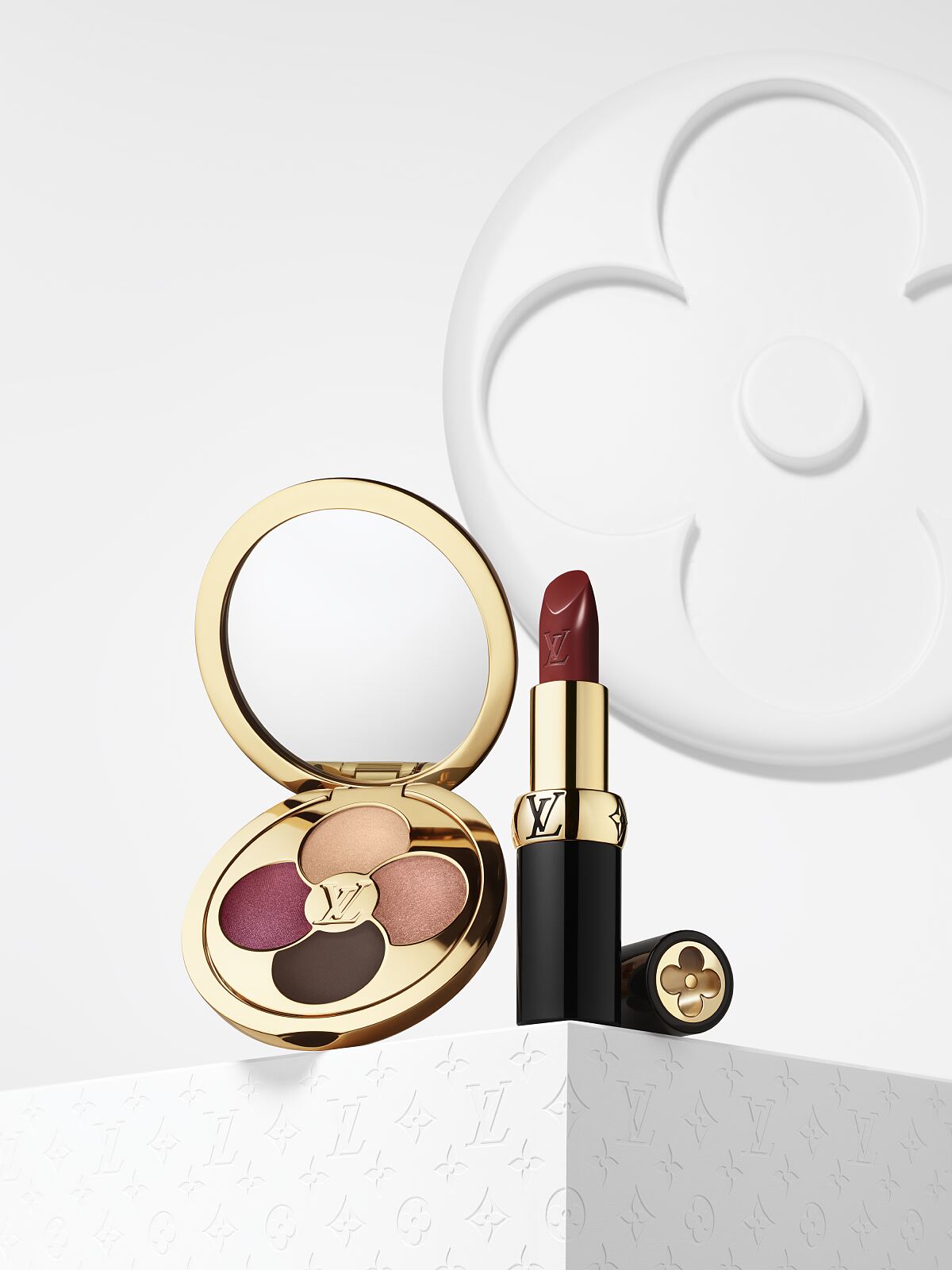 La Beauté Louis Vuitton_LV Rouge 896 Monogram Rouge_LV Ombres