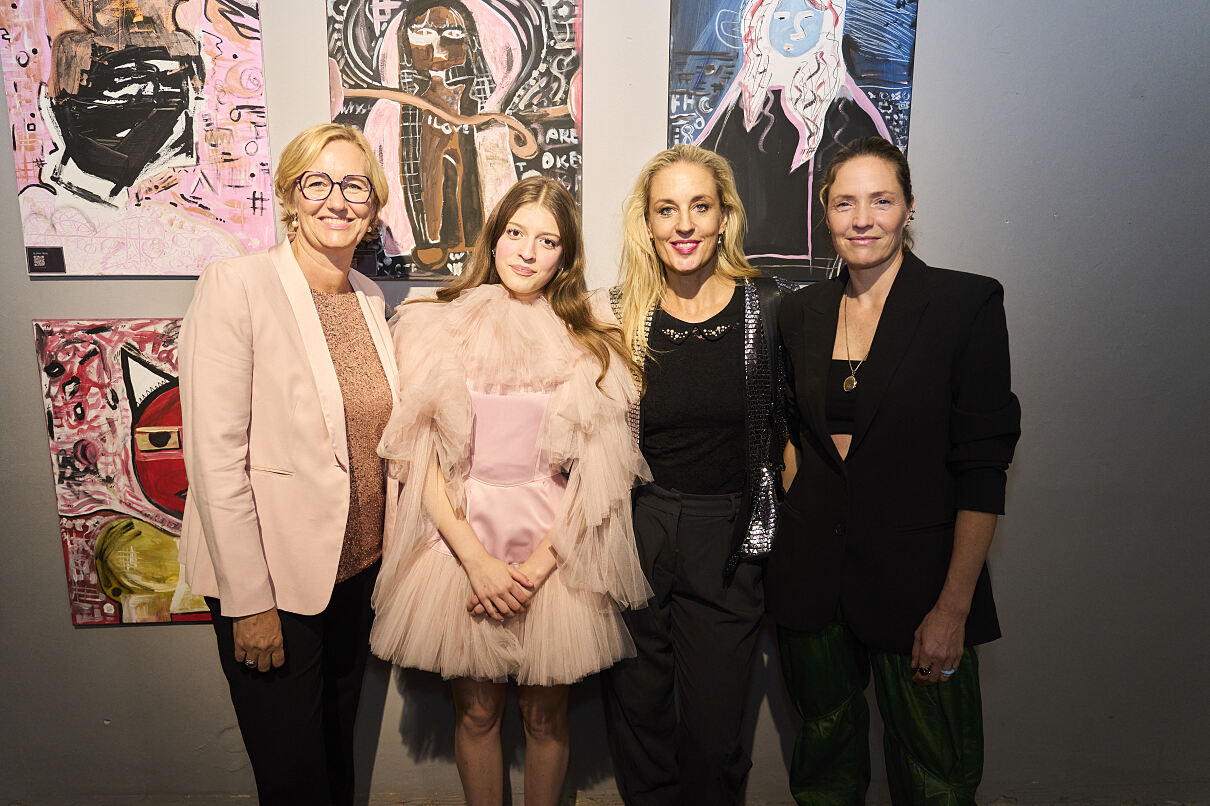 Birgit Fenderl, Künstlerin, Lilian Klebow, Patricia Aulitzky_HARALD_ARTNER_135