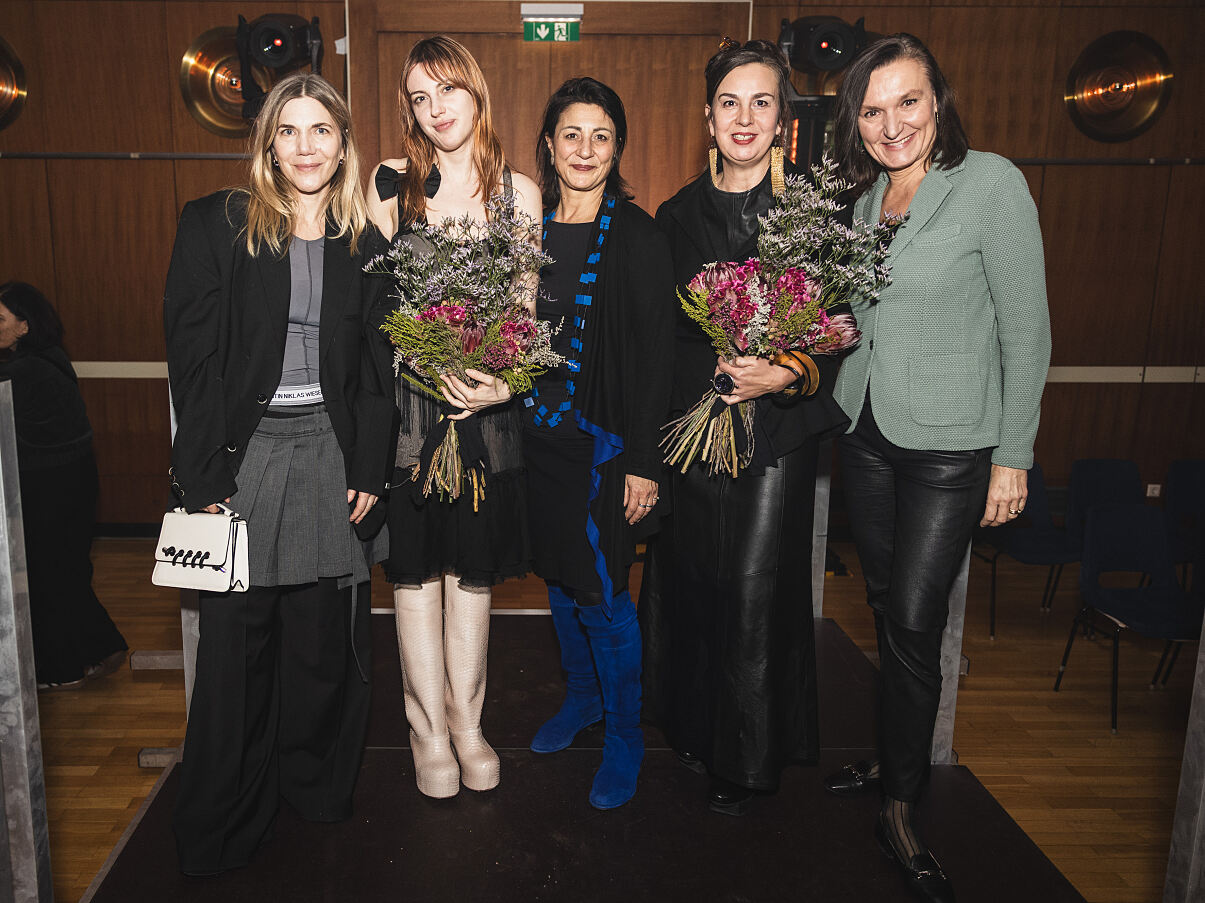 AFA-Awards-2025-Camille Boyer-Laura Andraschko-Veronica Kaup-Hasler-Petra Zimmermann-Olga Okunev-300dpi-(c)-Thomas-Lerch-014