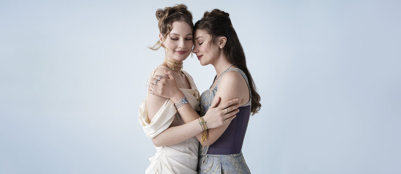 Pandora_Pandora x Bridgerton_MODEL IMAGERY_(c)Pandora (4)