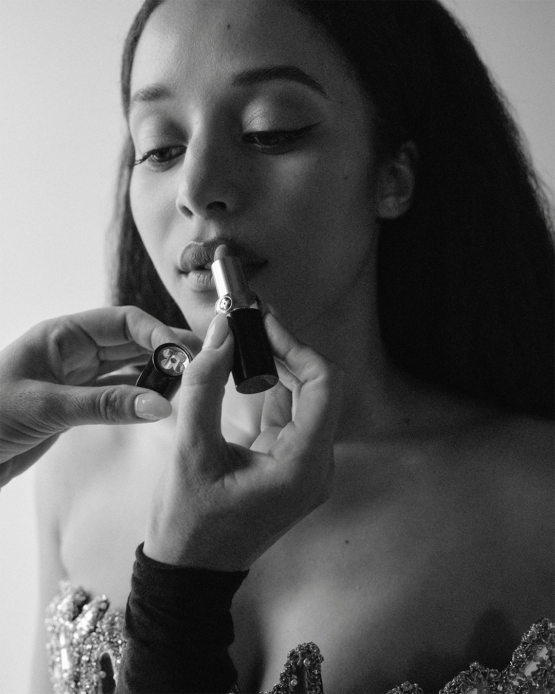 CHASE_INFINITI_GOLDEN_GLOBES26_BY_ROBIN_HARPER_1